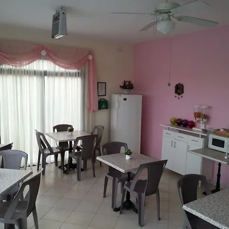 Akwador Guest house